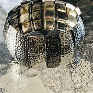 Fashion Bangle stretchable Bracelet